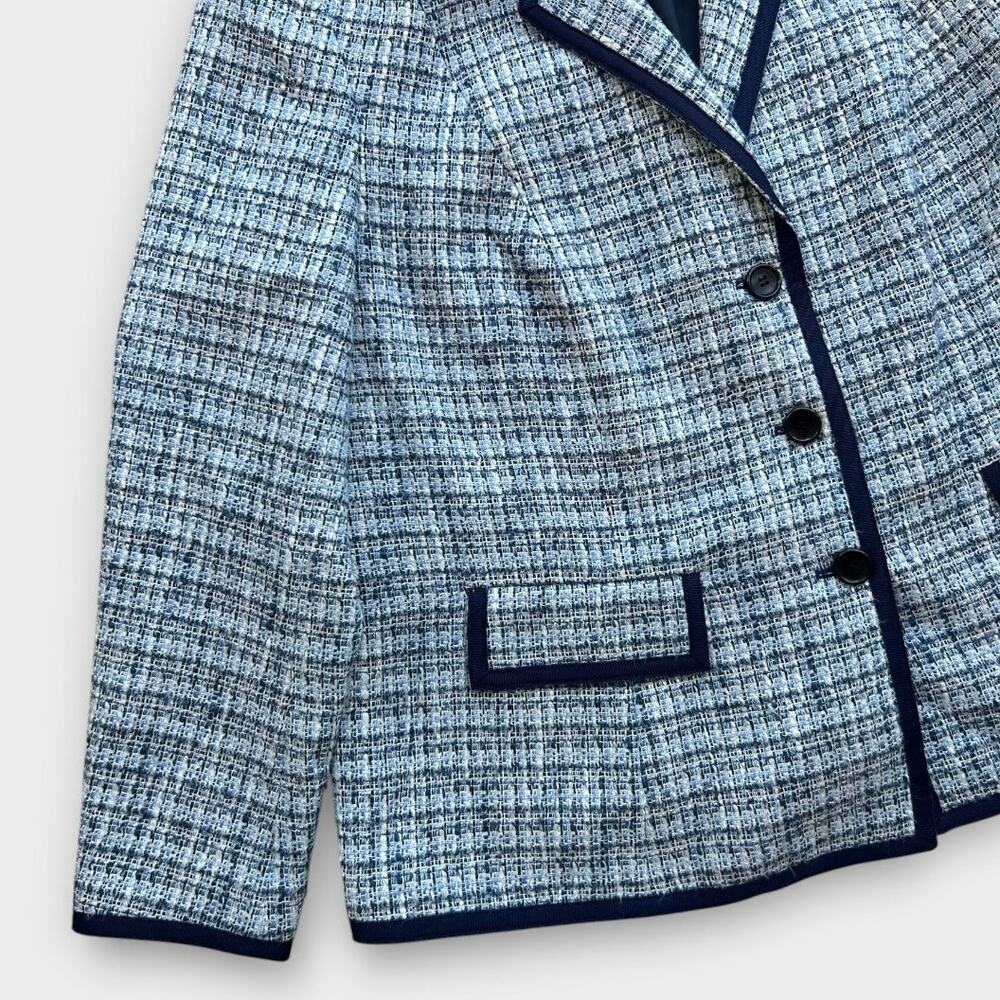 Talbots Tweed Blazer Jacket Women's Size 16 Blue White Bouclé Classic Preppy - Picture 4 of 13